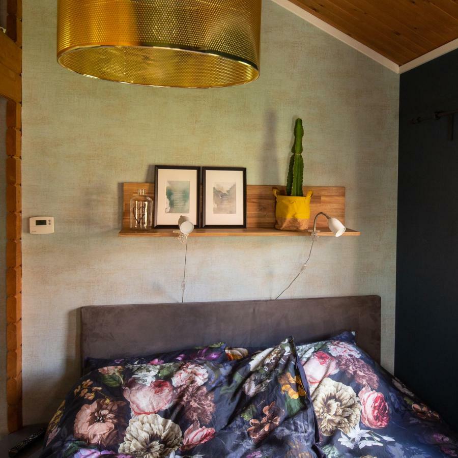 힐베르쉼 Onder De Kersenboom B&B 외부 사진